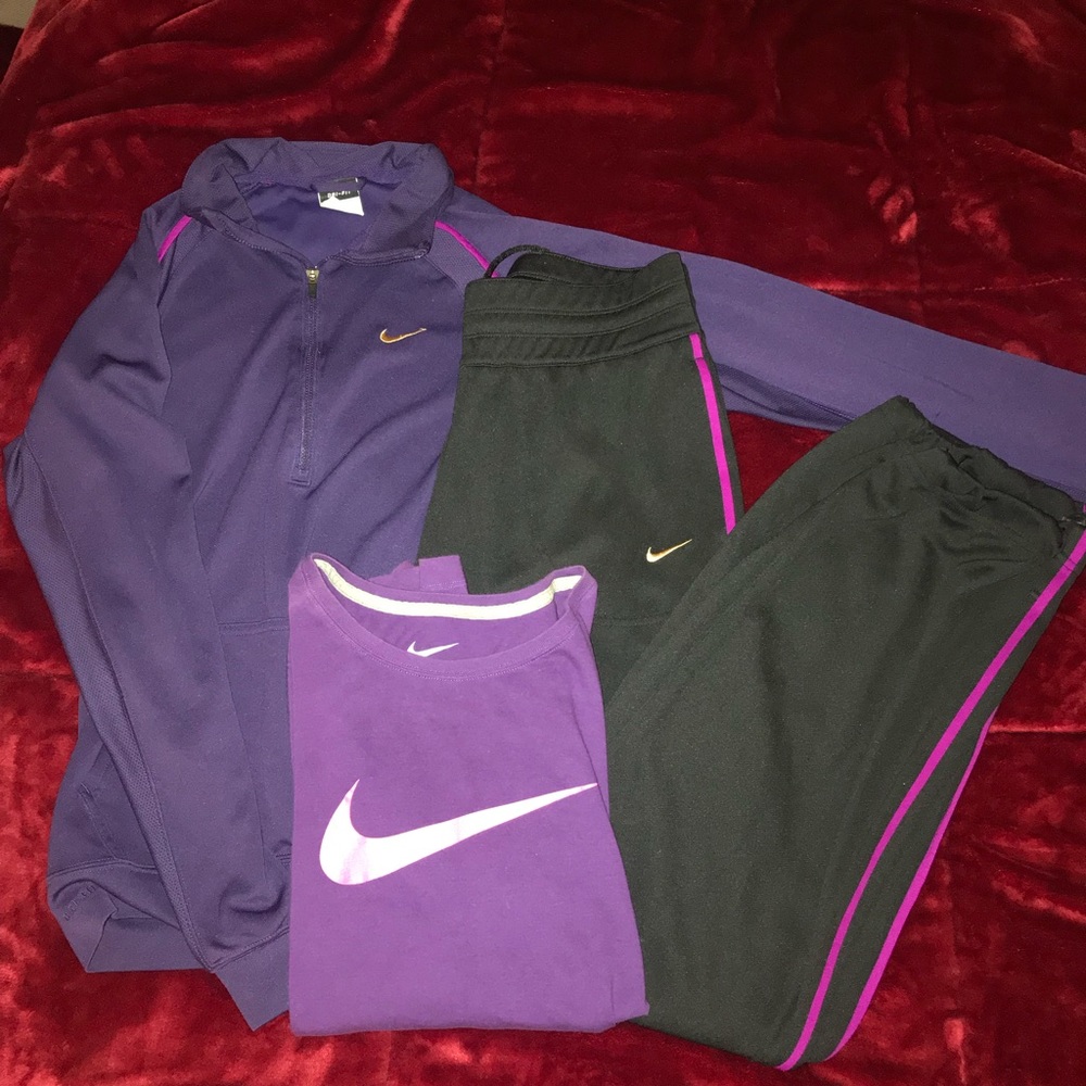 Women’s NIKE track suit. Matching set! VGUC M-L